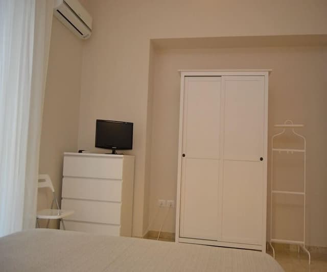 Apartment, 1 Bedroom, Annex Building