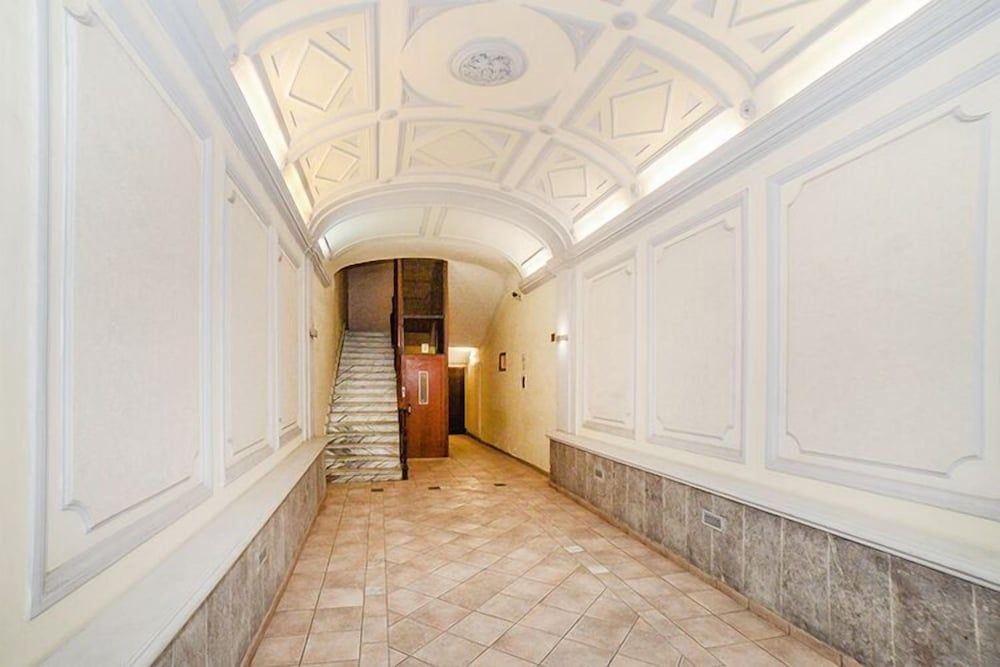 Be First B&B2