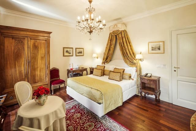 Romantic Double Room