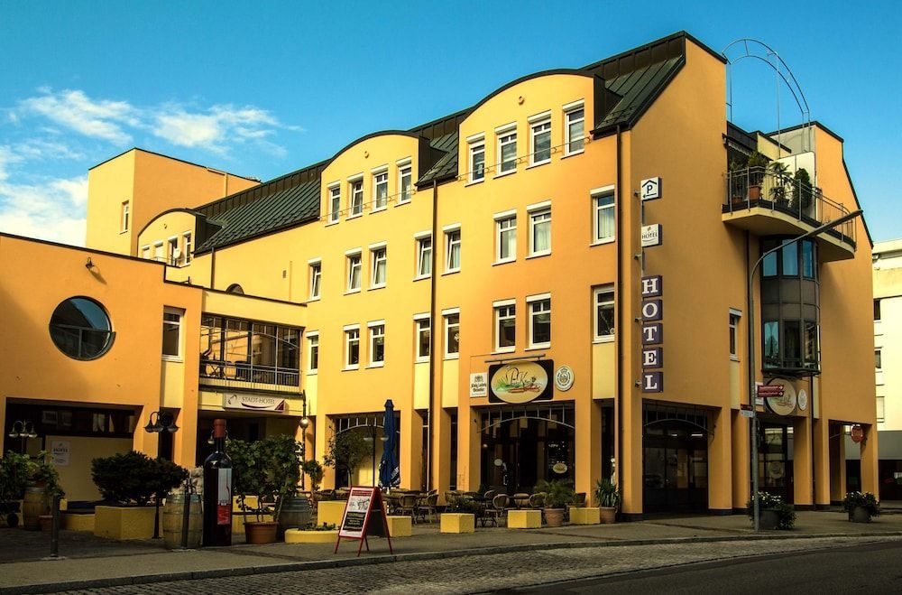 Stadt Hotel0