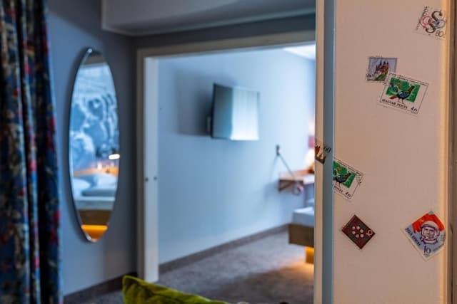 Doppelzimmer „Comfy Maxy“ zum Teil mit Balkon