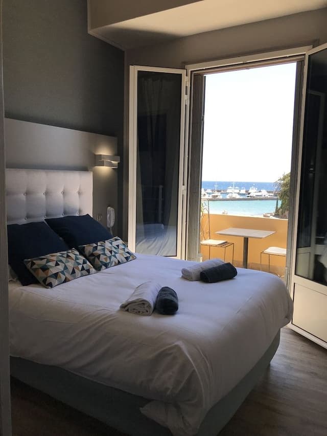 Classic Double Room, 1 Double Bed, Balcony, Sea View