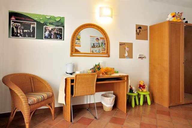 Room, Connecting Rooms