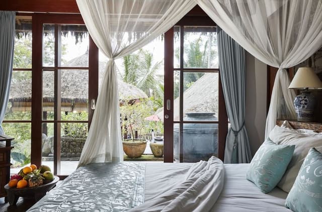 Small Villa with Breakfast Only
