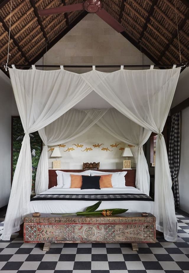 Small Villa with Breakfast Only
