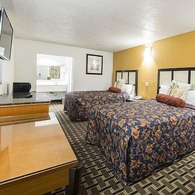 Deluxe Room, 2 Double Beds, Non Smoking, Kitchenette