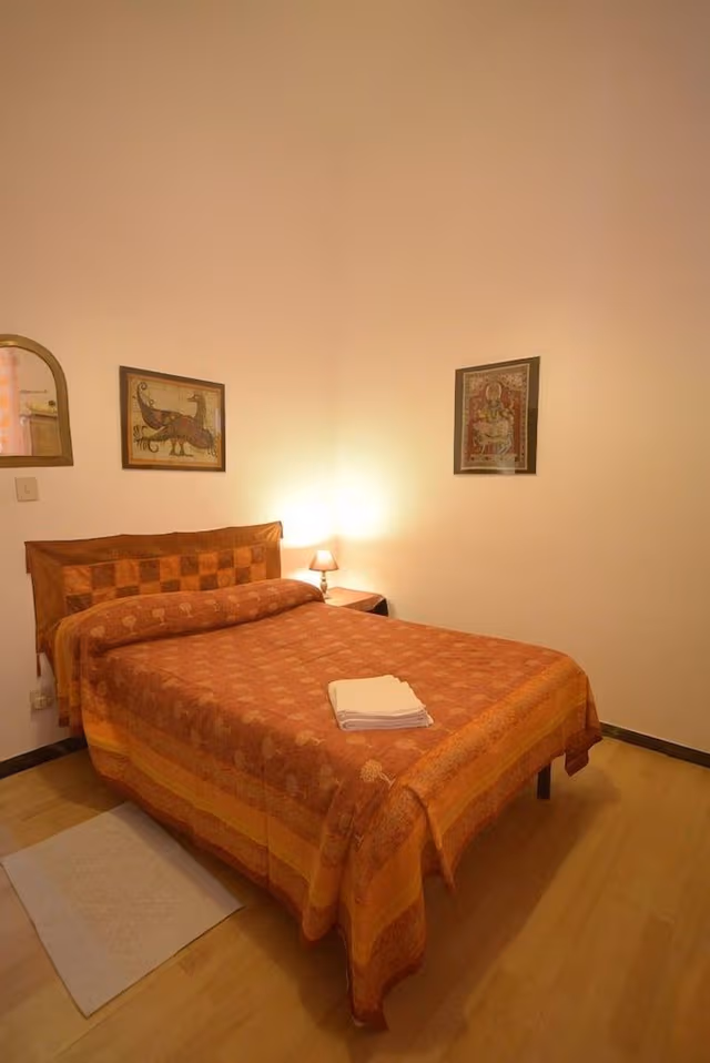 Single Room, Shared Bathroom