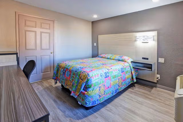 Room, Accessible, Non Smoking (Full Bed)