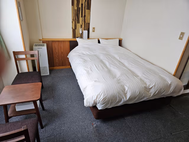 Double Room - Non-Smoking