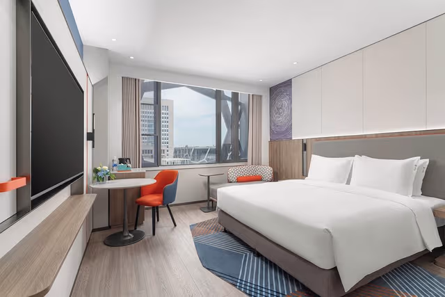Room, 1 King Bed, Accessible