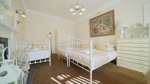 Apartment, 2 Bedrooms, Ground Floor