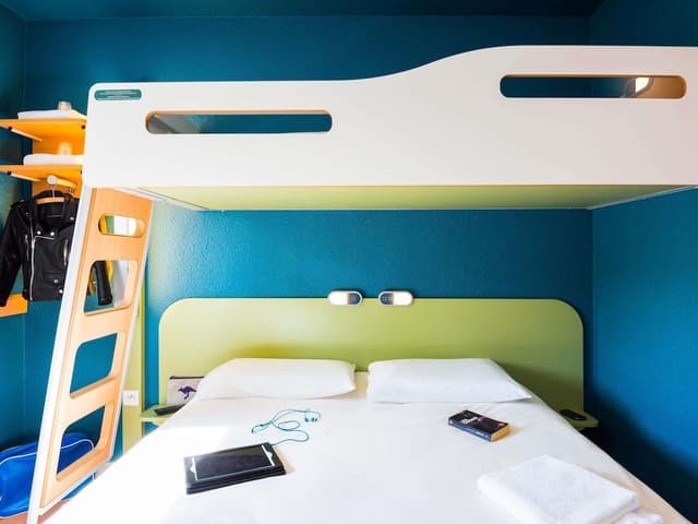 Triple Room, Multiple Beds