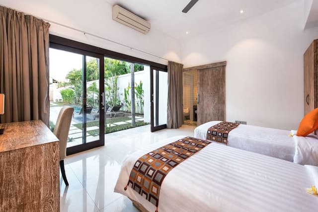 Deluxe Villa