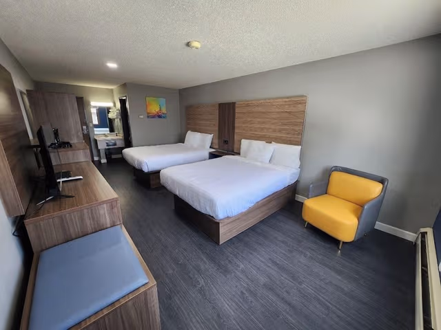 Room, 2 Queen Beds, Non Smoking