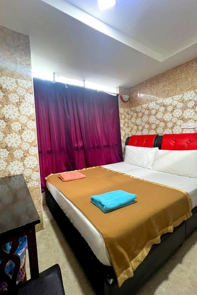 บาตู เคฟ บิสซิเนส โฮเต็ล (Batu Caves Business Hotel)1