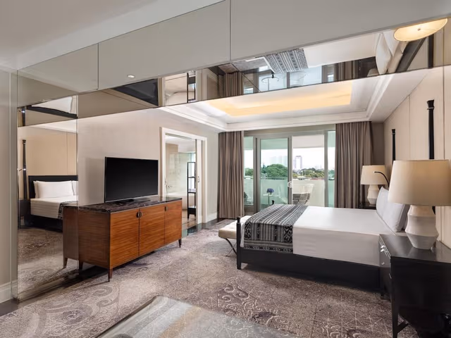 Executive Room (Executive Grand Deluxe Balcony)