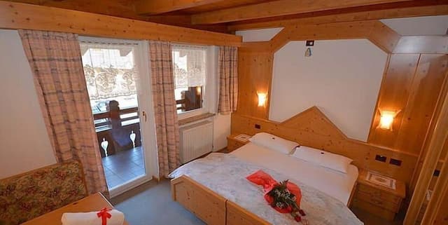 Economy Family Room with Balcony (access to Spa and Panoramic Pool)