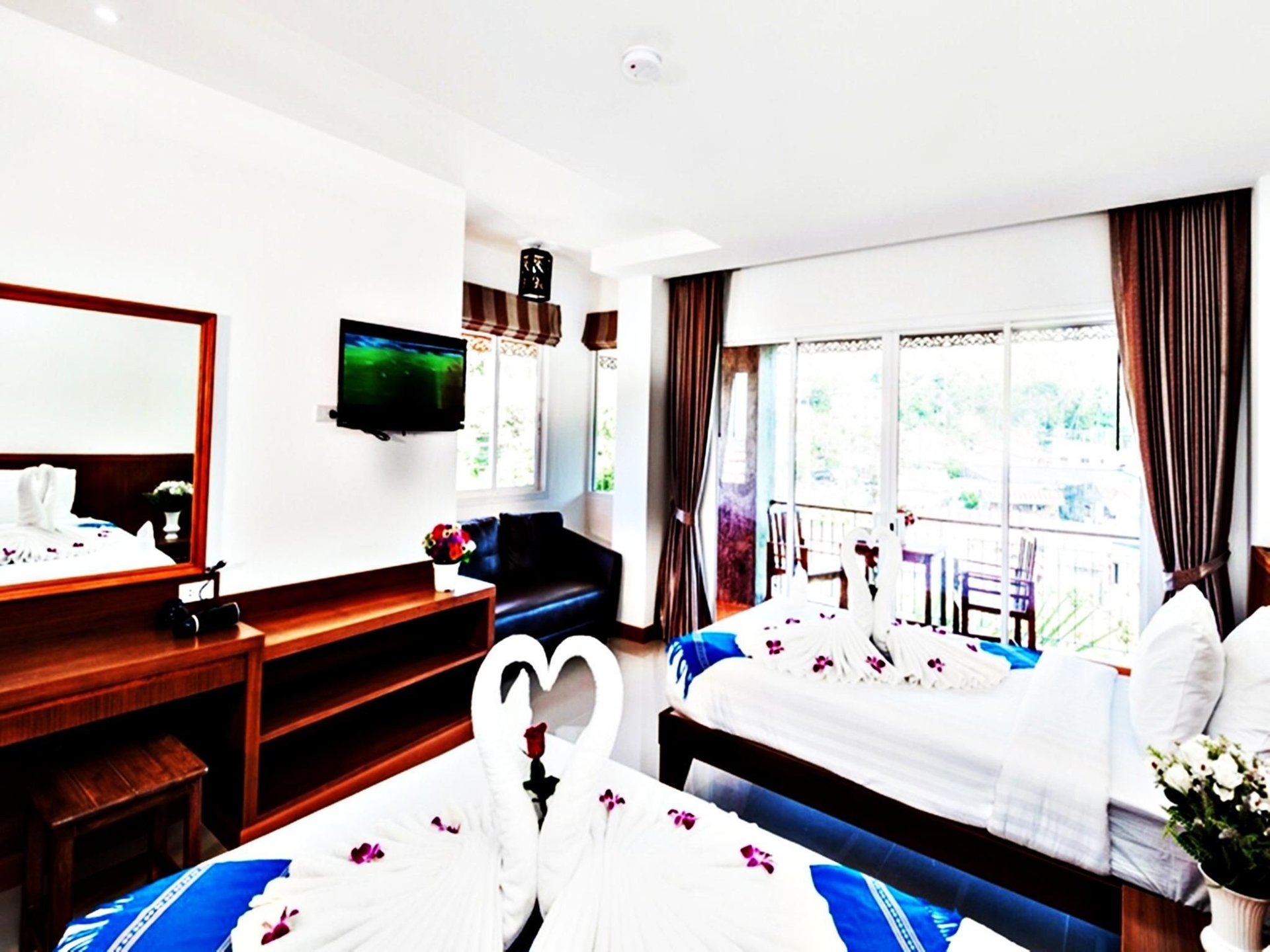 บ้านวนิดา การ์เดน รีสอร์ต (Baan Vanida Garden Resort)0