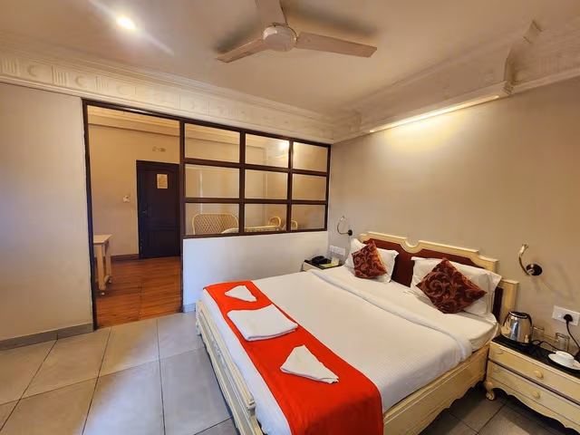 Superior Double Room, City View