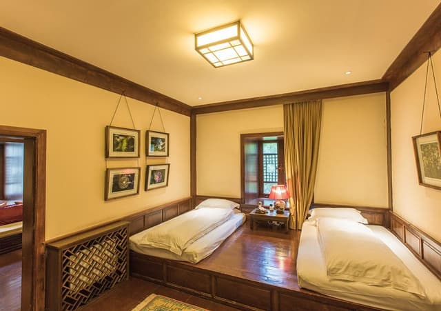 Superior Twin Bed Room