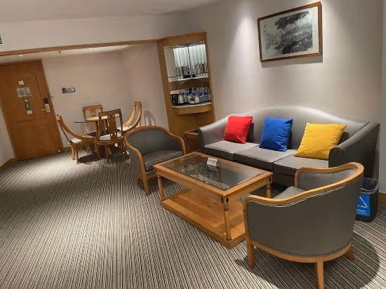 Standard Suite