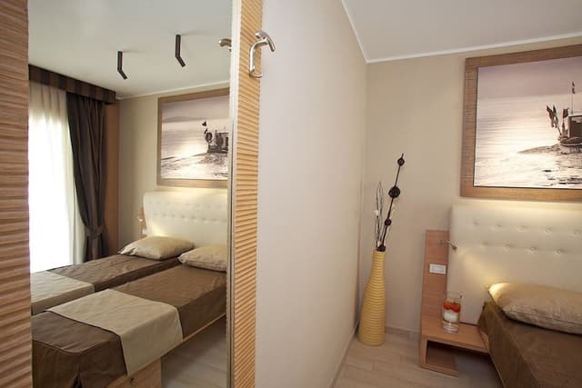 Classic Double Room, 1 Bedroom, Balcony, Hill View