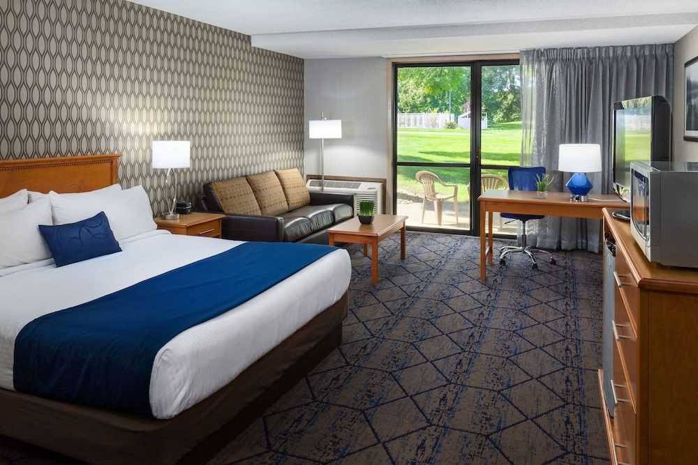Arrowwood Resort and Conference Center0