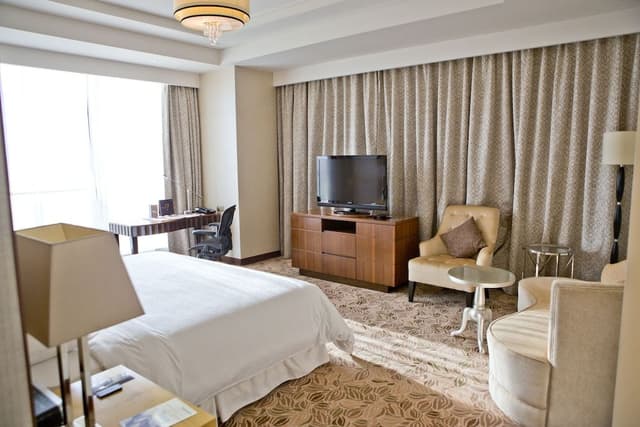 Suite, 1 King Bed