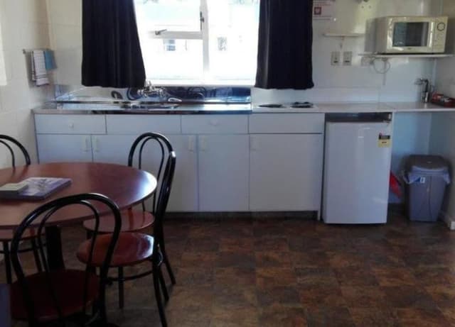 Large One Bedroom Unit