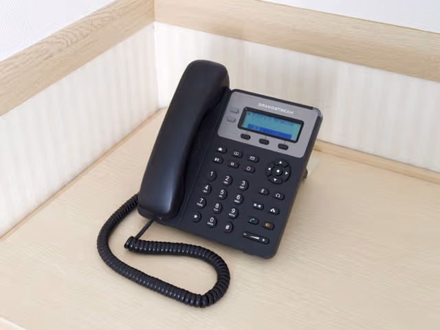 Standard Room, Smoking