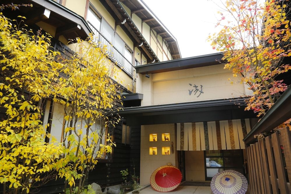 คุสึโรงิโนยะ ยู (Kutsuroginoya Yuu)3