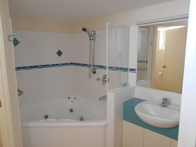 Standard Apartment, Multiple Bedrooms, Non Smoking, Kitchen (3 Bedroom - 2 Nights)