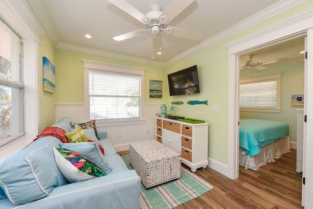 One Bedroom King Suite