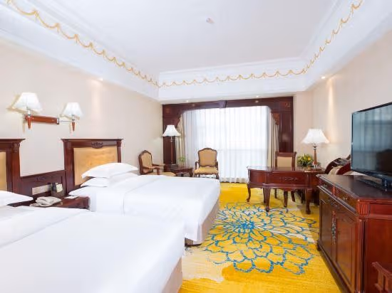 Deluxe Twin Bed
