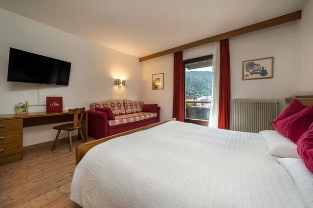 Double or Twin Room, Balcony