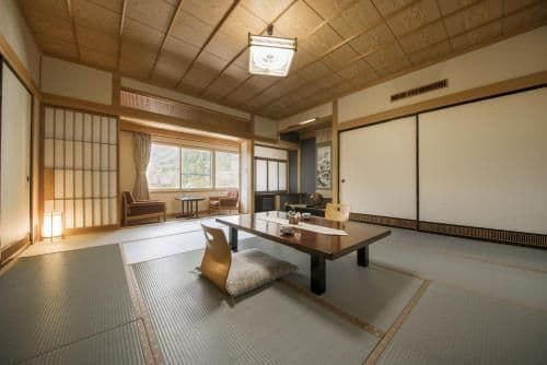 Japanese-Style Room