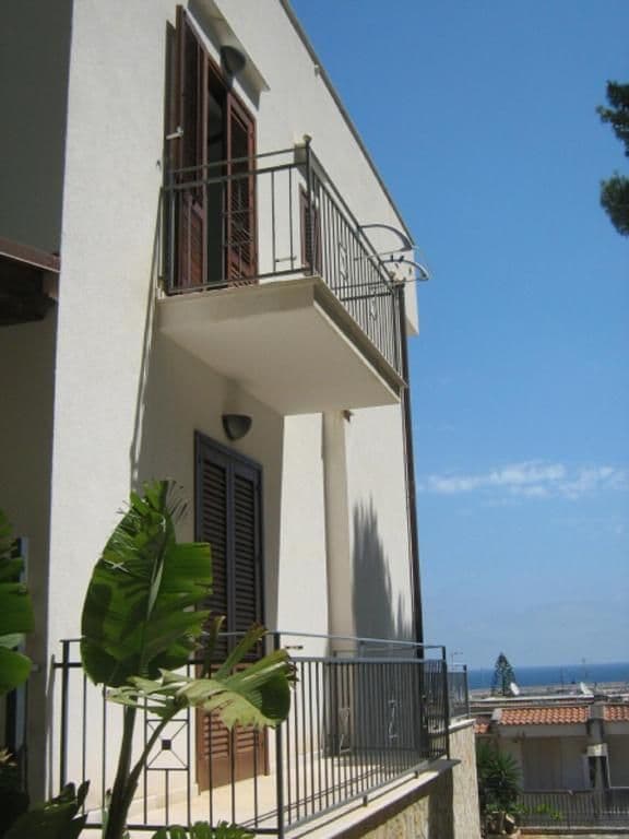 Double Room with Partial Sea View