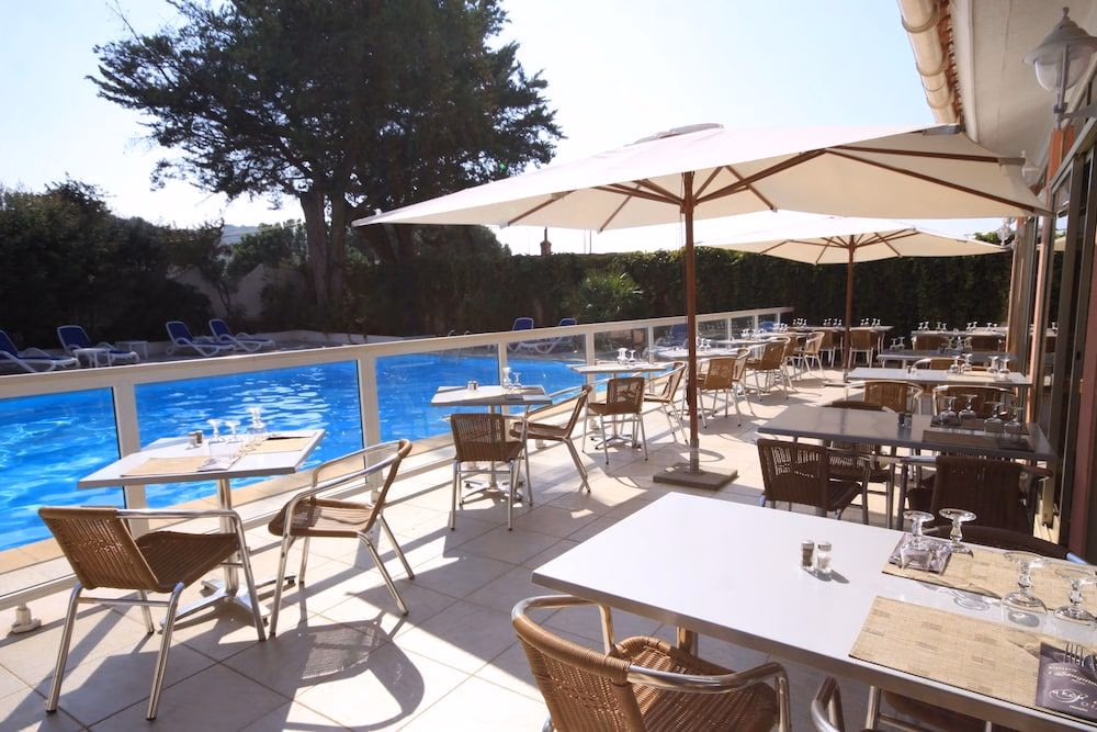 Hotel Arcu Di Sole0