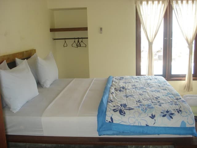 Bungalow with Sea View