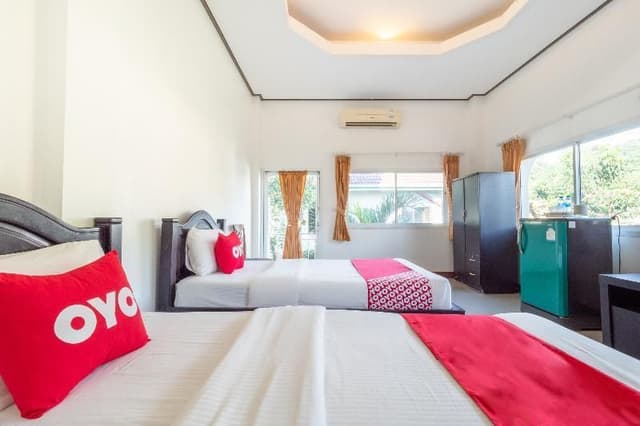 Premier Deluxe Twin Room