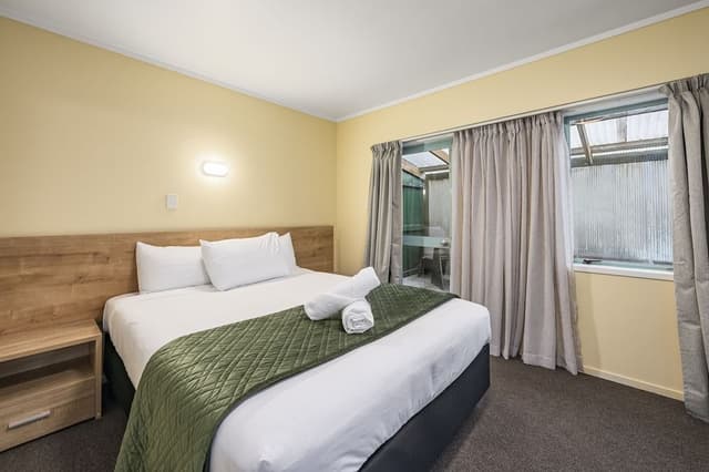 2 Bedrooms Downstairs