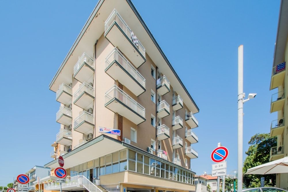 Hotel Madrid1