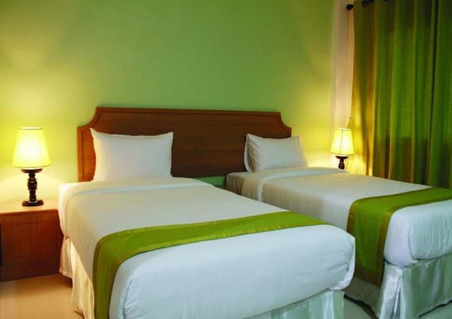 Standard Twin Room