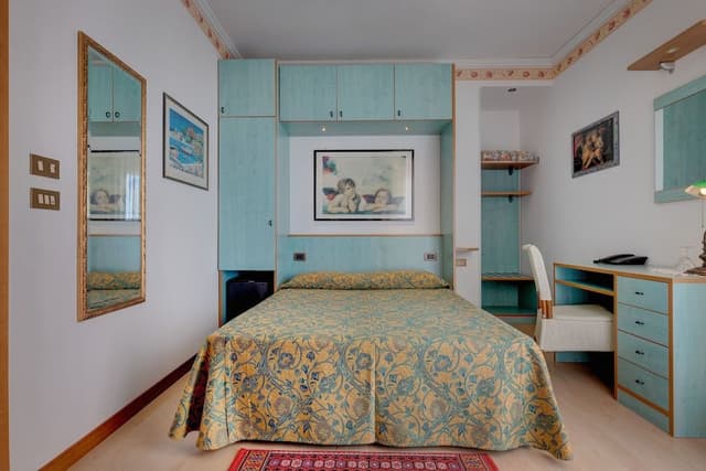 Standard Single Room, Terrace, Partial Sea View