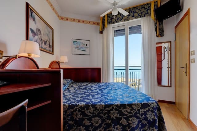 Standard Single Room, Terrace, Partial Sea View