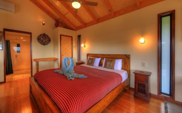 Candi Dasa King Spa Villa (New)