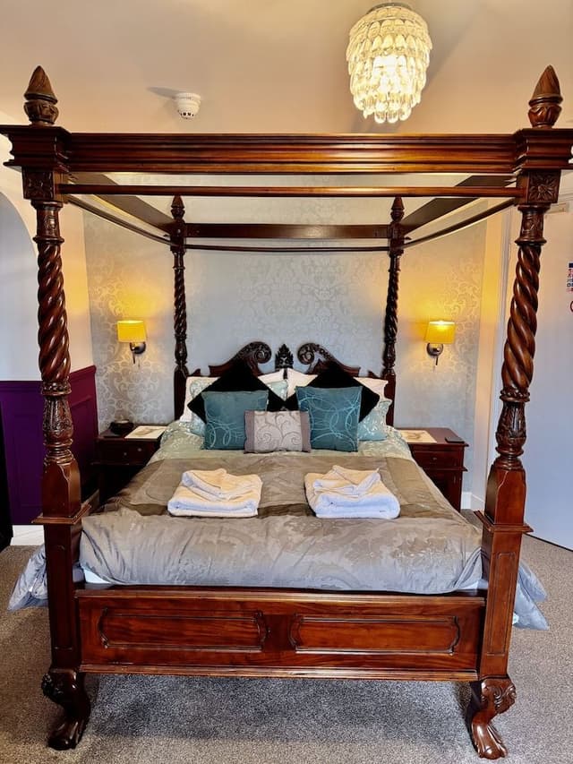 Superior Suite, Ensuite, Sea View (Junior double and bunks /)