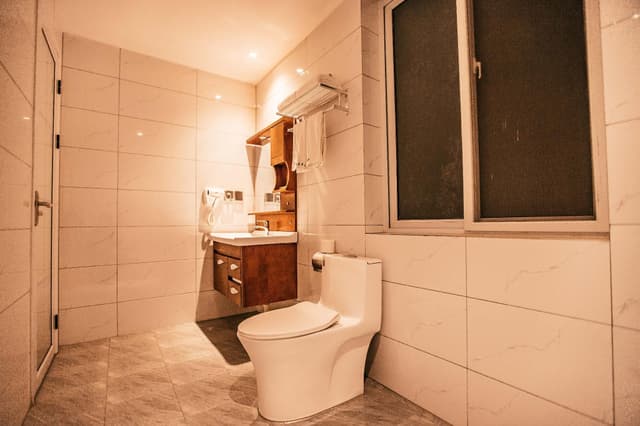 1 Bed Room