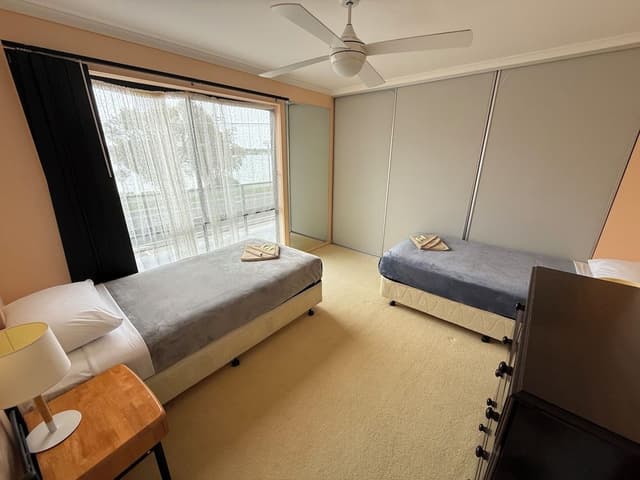 Superior Penthouse, 3 Bedrooms, Non Smoking, Lake View