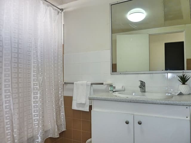 2 Bedroom Family Apartment
